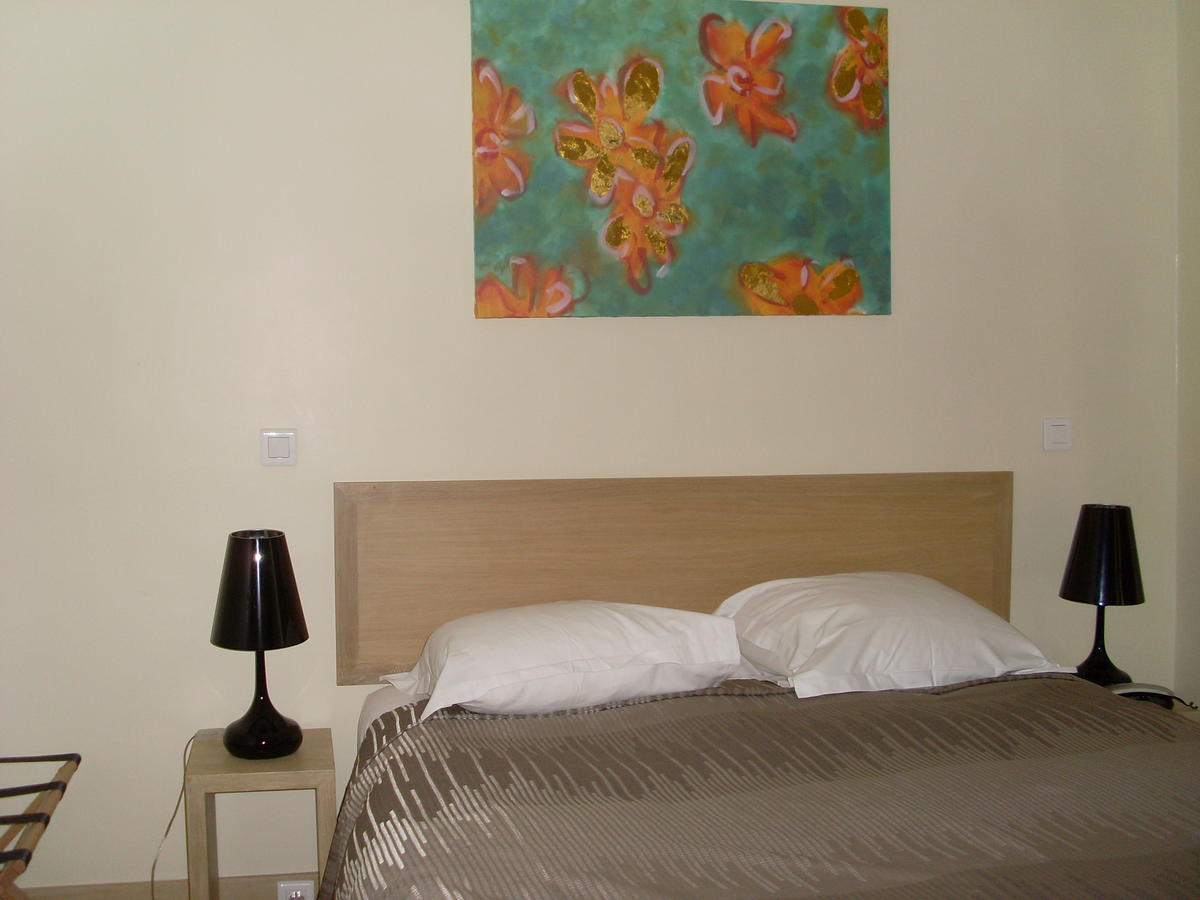 Hotel Le Parc Марли-ле-Руа Номер фото